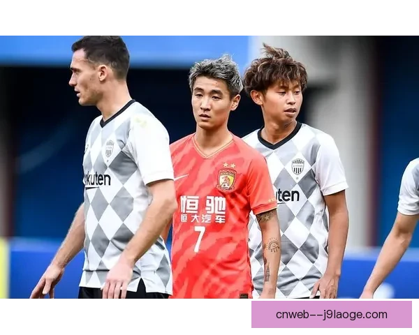中国足协官宣李铁等多人终身禁赛中国足球反腐风暴再掀波澜引发热议